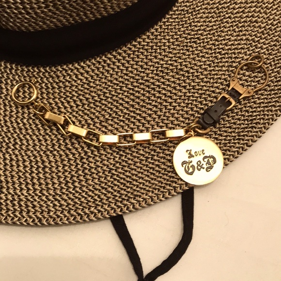 Juicy Couture Born in the Glamorous USA Bracelet - Picture 4 of 7